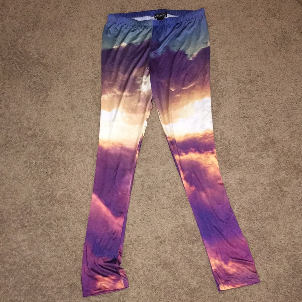 Wet Seal Sun Rise/Sunset Leggings